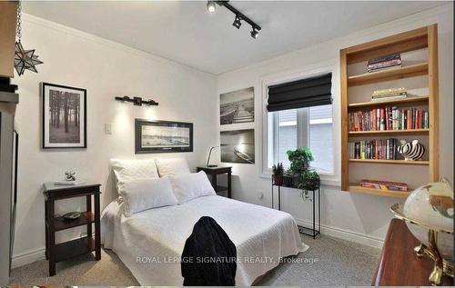 83 Hammond Rd, Mississauga, ON - Indoor Photo Showing Bedroom