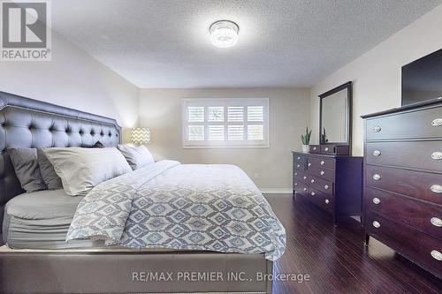 16 Jameson Crescent, Brampton, ON - Indoor Photo Showing Bedroom