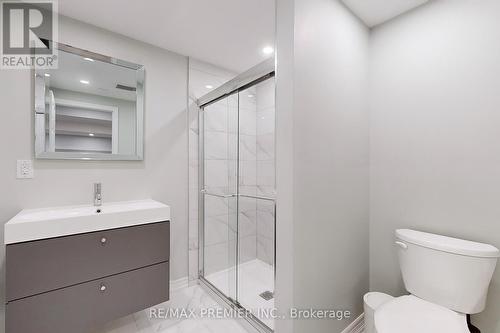 16 Jameson Crescent, Brampton, ON - Indoor Photo Showing Bathroom