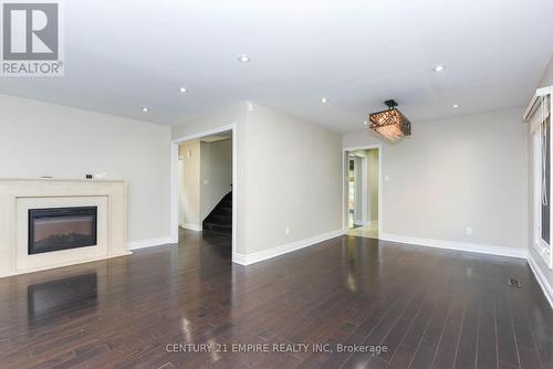 4233 Tea Garden Circle, Mississauga, ON - Indoor With Fireplace