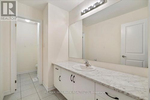 Upper - 4 Bannister Road, Barrie, ON - Indoor Photo Showing Bathroom