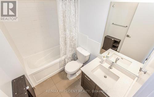 901 - 50 Bruyeres Mews, Toronto, ON - Indoor Photo Showing Bathroom