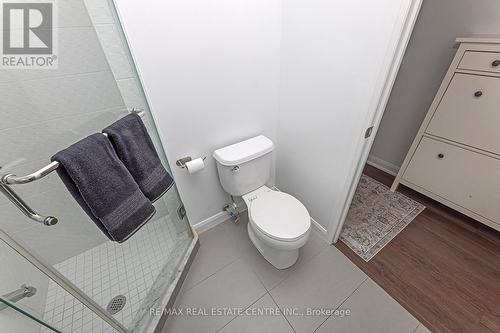 1301 - 500 Sherbourne Street, Toronto, ON - Indoor Photo Showing Bathroom