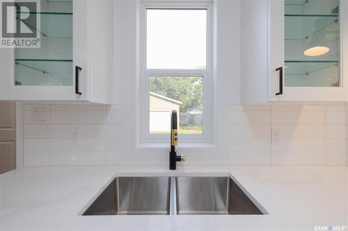 428 F Avenue S, Saskatoon, SK - Indoor Photo Showing Kitchen With Double Sink