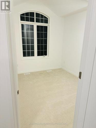 1846 Passionfruit Grove, Pickering, ON - Indoor Photo Showing Other Room