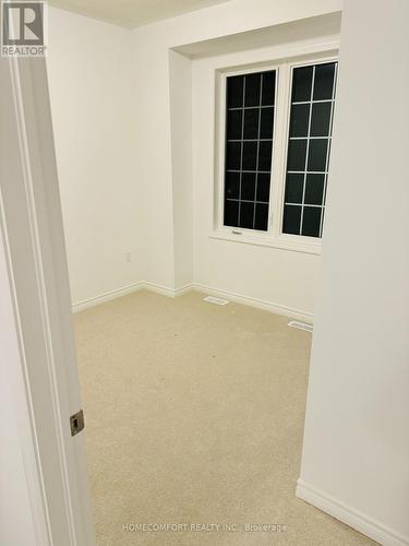 1846 Passionfruit Grove, Pickering, ON - Indoor Photo Showing Other Room