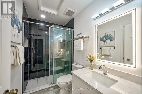 29 Kenborough Court, Markham, ON - Indoor Photo Showing Bathroom