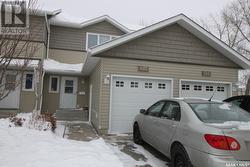 607 715 Hart ROAD  Saskatoon, SK S7M 3Y7