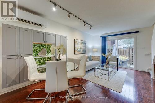 40 Poulett Street, Toronto, ON - Indoor Photo Showing Living Room