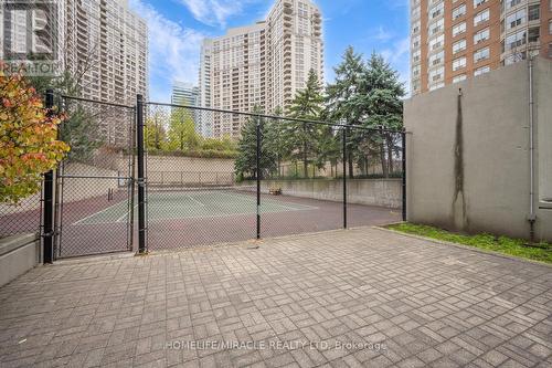 701 - 325 Webb Drive, Mississauga, ON 