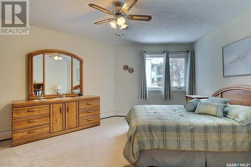 214 960 Assiniboine Avenue, Regina, SK - Indoor Photo Showing Bedroom