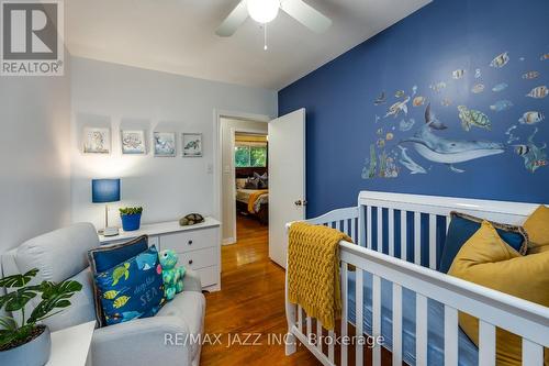 21 Maple Crescent, Kawartha Lakes (Lindsay), ON - Indoor Photo Showing Bedroom