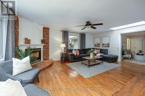 21 Maple Crescent, Kawartha Lakes (Lindsay), ON - Indoor Photo Showing Living Room With Fireplace