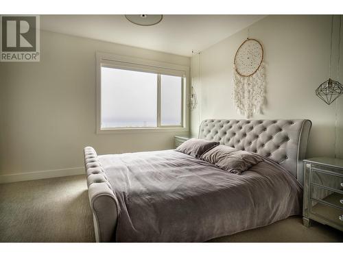 1172 Frost Road, Kelowna, BC - Indoor Photo Showing Bedroom