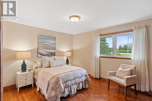 247 Concession 7 Road, Niagara-On-The-Lake (104 - Rural), ON - Indoor Photo Showing Bedroom