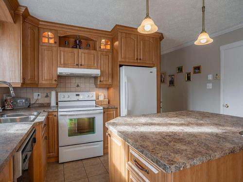 Kitchen - 1180 159E Rue, Saint-Georges, QC - Indoor Photo Showing Kitchen With Double Sink