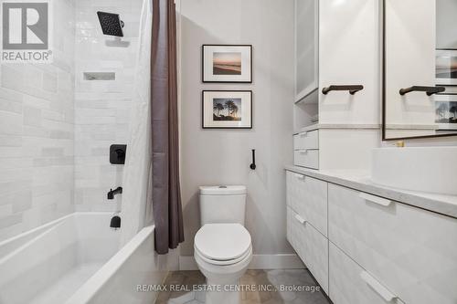 23 - 30 Green Valley Drive, Kitchener, ON - Indoor Photo Showing Bathroom