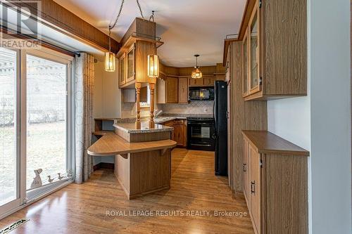 36 St Andrew Street, Aylmer (Ay), ON - Indoor Photo Showing Kitchen