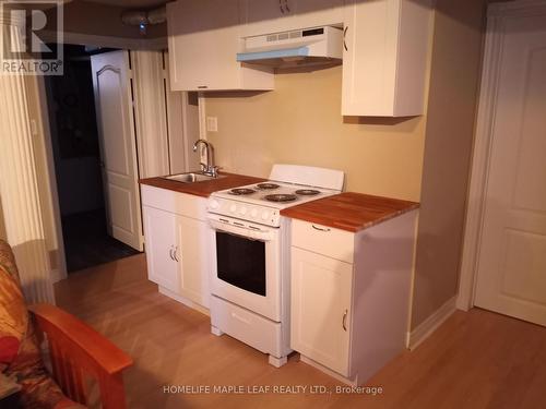 257 Anthony Avenue, Mississauga, ON - Indoor Photo Showing Kitchen