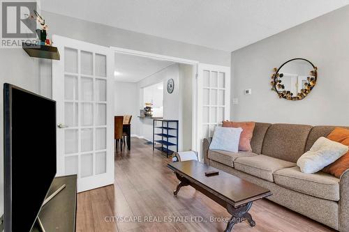 310 - 500 Westmount Road W, Kitchener, ON - Indoor Photo Showing Living Room