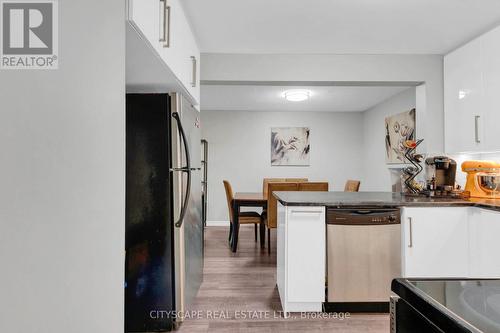 310 - 500 Westmount Road W, Kitchener, ON - Indoor Photo Showing Kitchen