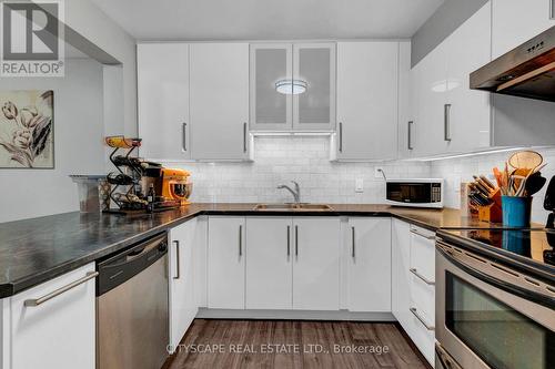 310 - 500 Westmount Road W, Kitchener, ON - Indoor Photo Showing Kitchen