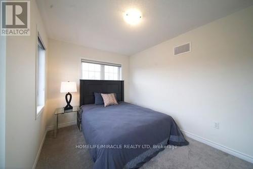 1430 Stillmeadow Lane, Pickering, ON - Indoor Photo Showing Bedroom