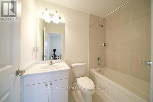 1430 Stillmeadow Lane, Pickering, ON - Indoor Photo Showing Bathroom