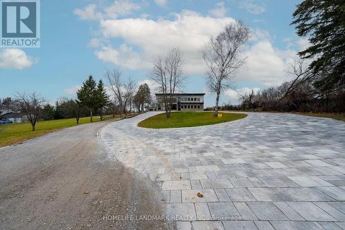 2402 Holborn Road, East Gwillimbury, ON 