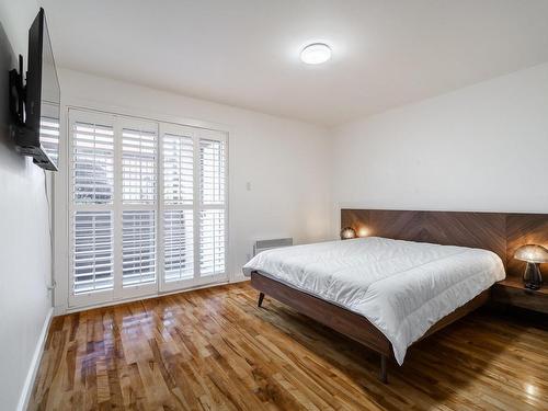 Chambre Ã  coucher principale - 2535 Boul. De Maisonneuve E., Montréal (Ville-Marie), QC - Indoor Photo Showing Bedroom