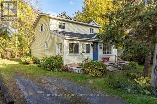 6399 Cairn View Road, South Glengarry, ON - Outdoor With Facade