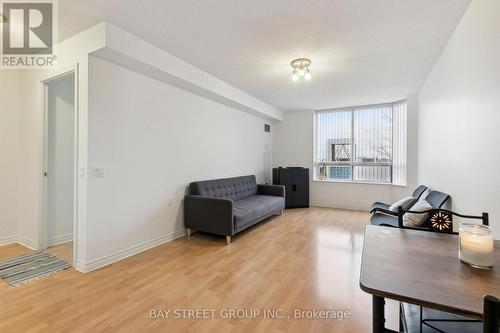 306 - 3088 Kennedy Road, Toronto, ON - Indoor