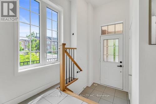 201 Harding Park Street, Newmarket, ON - Indoor Photo Showing Other Room