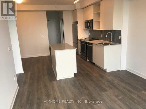 1610 - 4655 Glen Erin Drive, Mississauga, ON - Indoor Photo Showing Kitchen