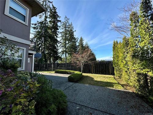 5287 Crestview Dr, Nanaimo, BC 