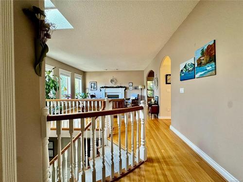 5287 Crestview Dr, Nanaimo, BC 