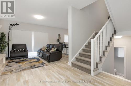 33 Bounty Avenue, Thorold (560 - Rolling Meadows), ON - Indoor