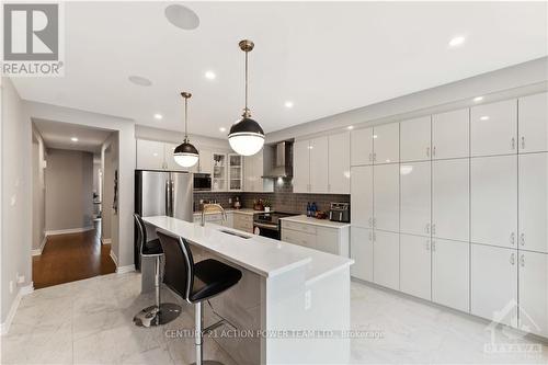 29 Malachigan Crescent, Ottawa, ON - Indoor Photo Showing Kitchen With Stainless Steel Kitchen With Upgraded Kitchen