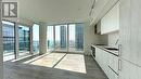 4510 - 1000 Portage Parkway W, Vaughan, ON  - Indoor Photo Showing Kitchen 