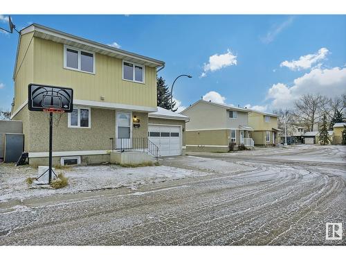 3833 85 St Nw, Edmonton, AB - Outdoor