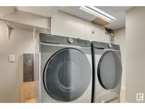 3833 85 St Nw, Edmonton, AB - Indoor Photo Showing Laundry Room