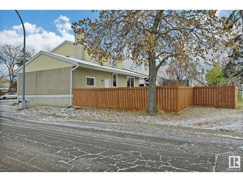 3833 85 St Nw, Edmonton, AB - Outdoor