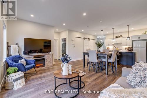 23 Willmar Drive, South Bruce, ON - Indoor Photo Showing Living Room