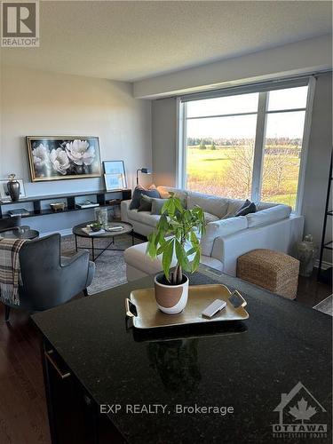 204 - 50 Magnolia Way, North Grenville, ON - Indoor Photo Showing Living Room