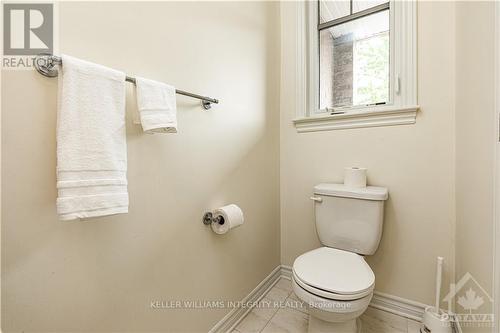 919 Bunchberry Way, Ottawa, ON - Indoor Photo Showing Bathroom