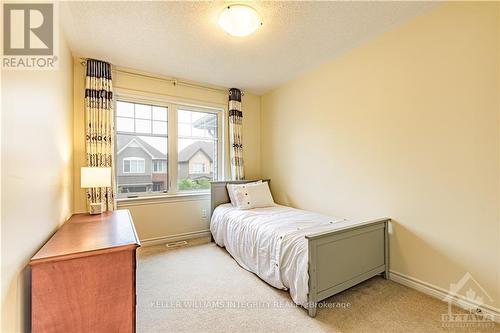 919 Bunchberry Way, Ottawa, ON - Indoor Photo Showing Bedroom