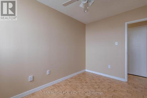 1712 - 530 Lolita Gardens, Mississauga, ON - Indoor Photo Showing Other Room