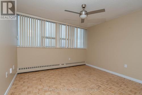 1712 - 530 Lolita Gardens, Mississauga, ON - Indoor Photo Showing Other Room