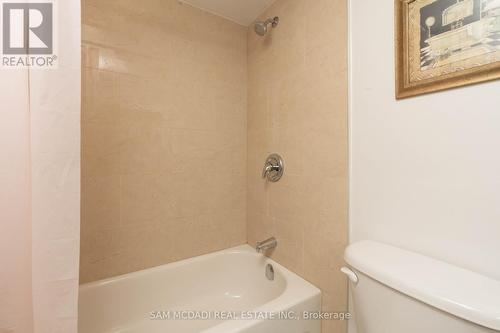 1712 - 530 Lolita Gardens, Mississauga, ON - Indoor Photo Showing Bathroom