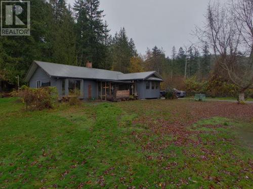 5953 Skeena Street, Powell River, BC - Outdoor